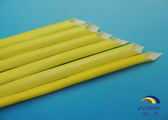 China A fibra de vidro natural vermelha preta amarela da resina acrílica da cor trançou Sleeving/luvas de isolamento Eco-amigáveis fornecedor